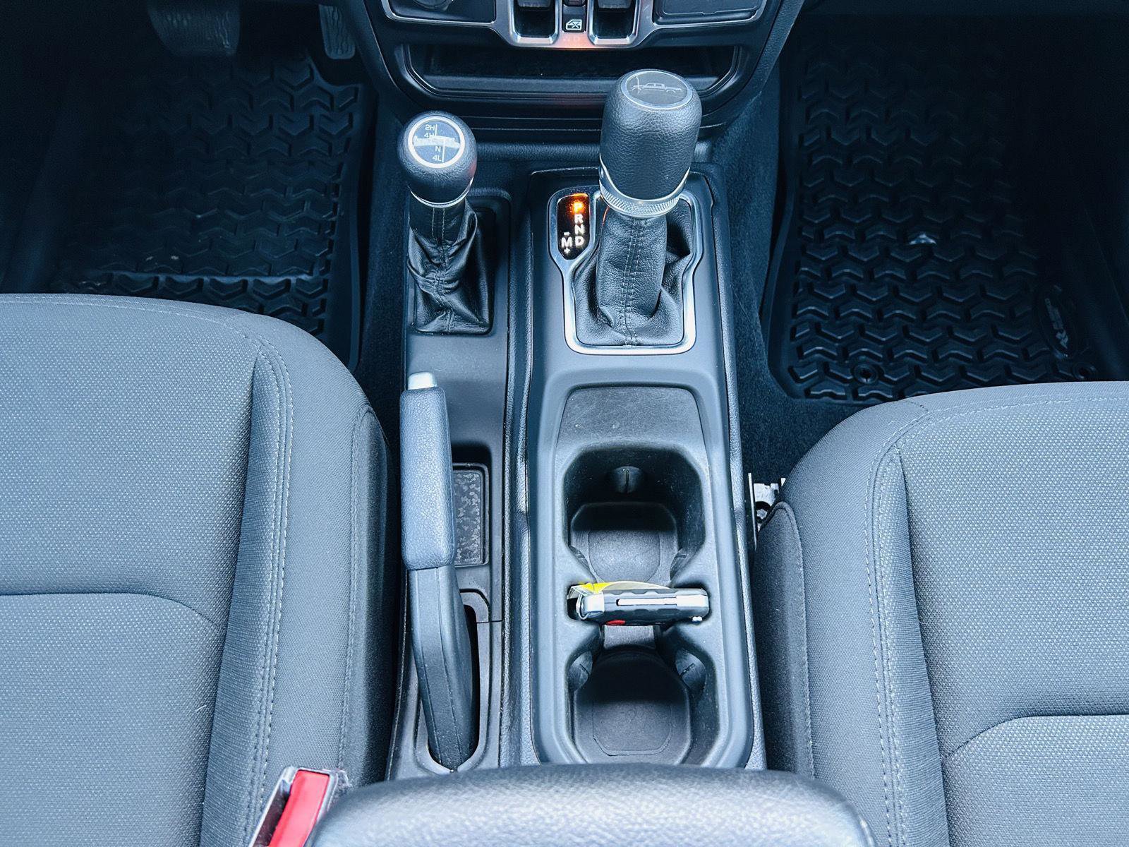 Used 2021 Jeep Gladiator Sport image 19