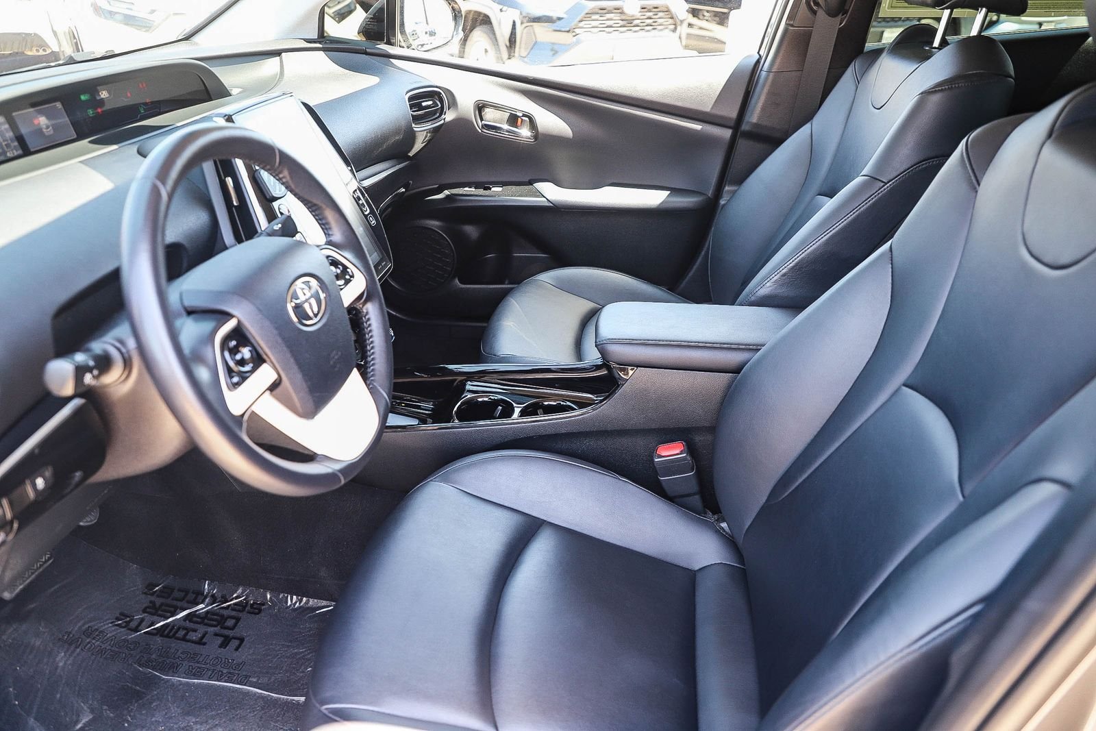 Used 2019 Toyota Prius Prime Premium FWD image 16