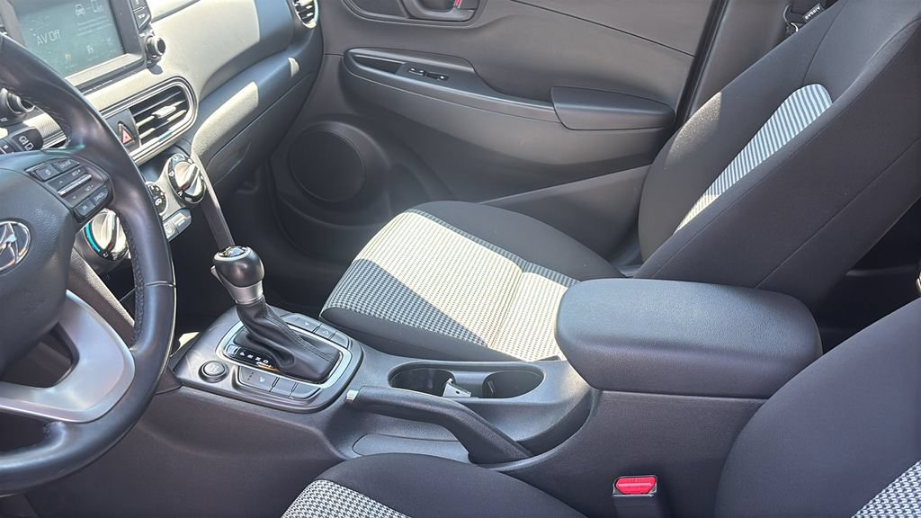 Used 2018 Hyundai Kona SEL FWD image 23