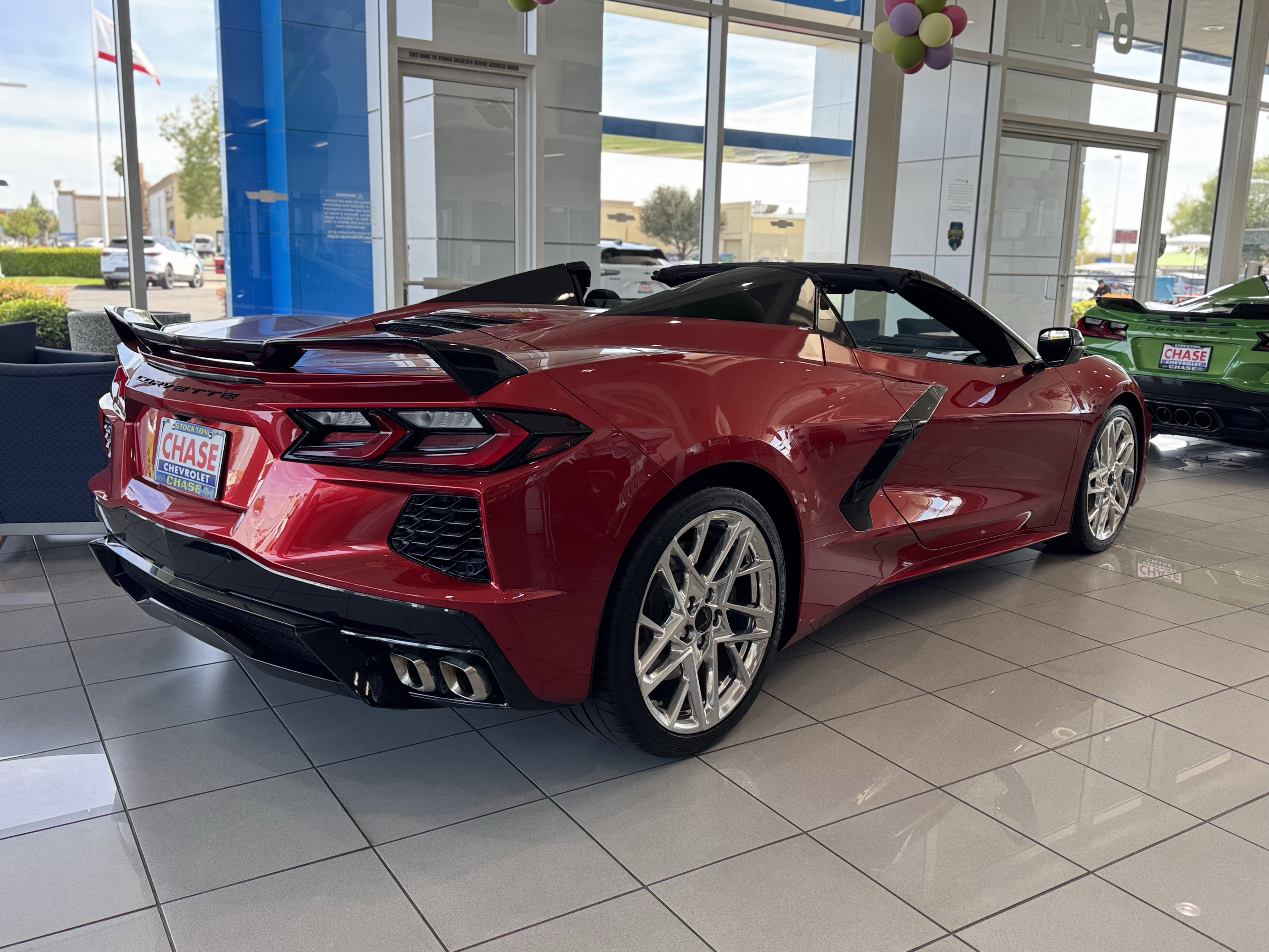 Used 2024 Chevrolet Corvette Stingray Convertible w/ Z51 Performance Package image 4