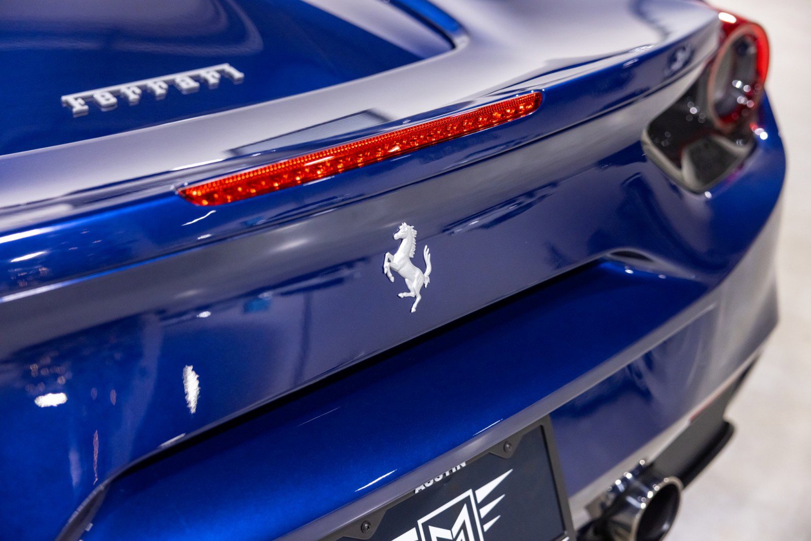 Used 2019 Ferrari 488 Spider image 16