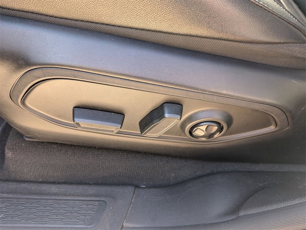 Used 2024 Jeep Grand Cherokee L Limited w/ Luxury Tech Group II image 14