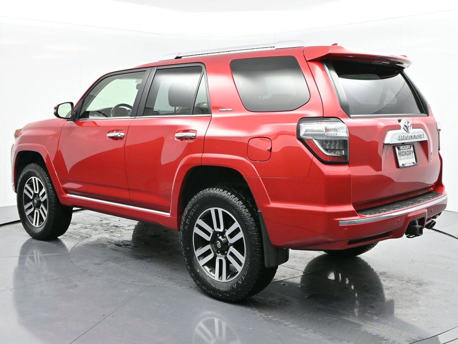 Used 2014 Toyota 4Runner Limited image 5