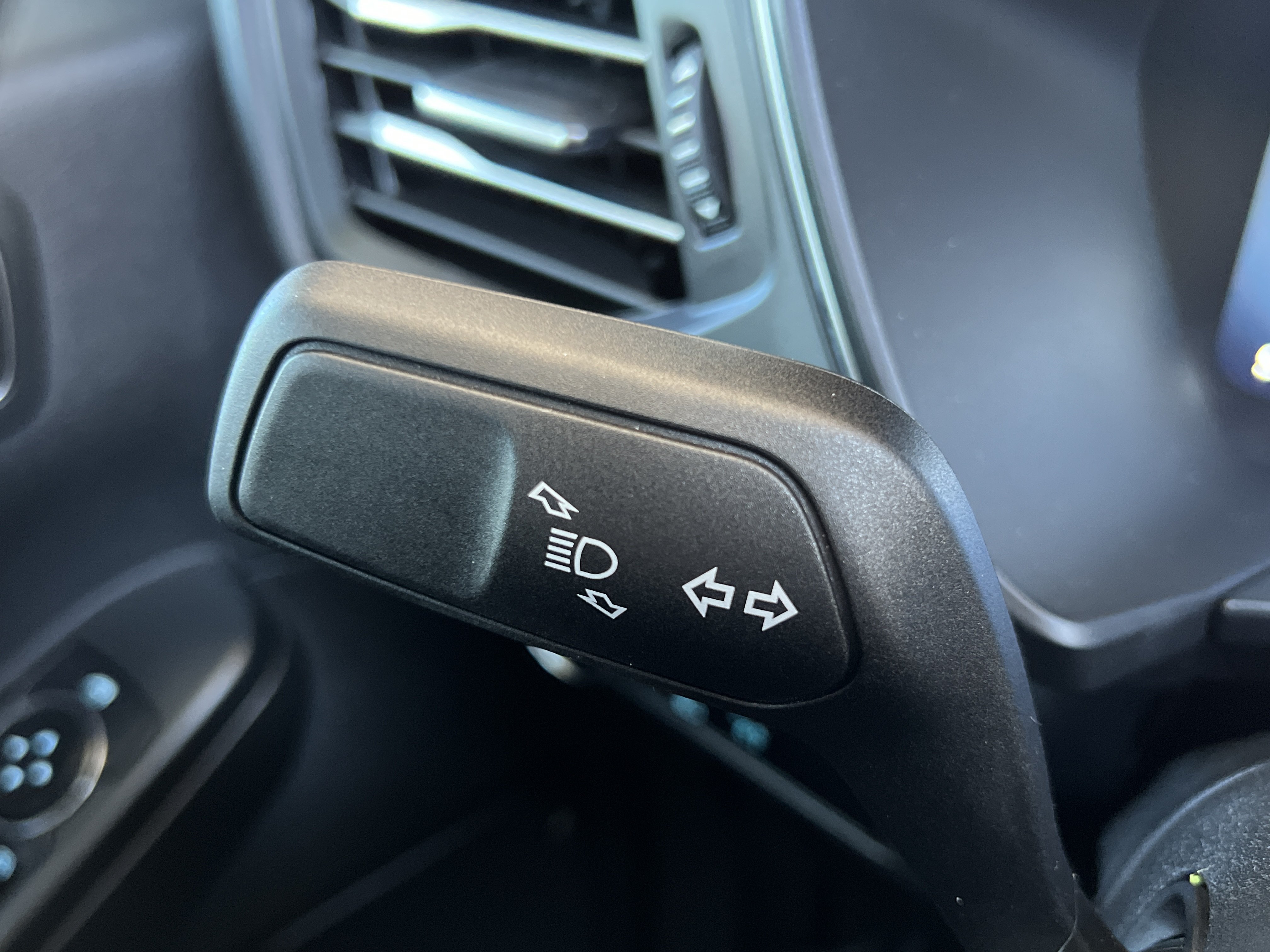 Used 2023 Ford Escape Platinum AWD/4WD image 37