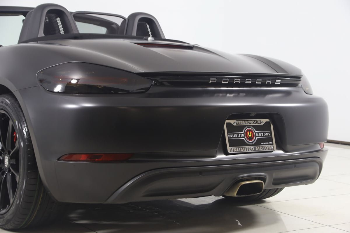 Used 2017 Porsche 718 Boxster RWD image 53