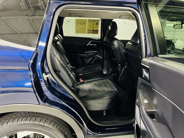 Used 2024 Mitsubishi Outlander SE image 30