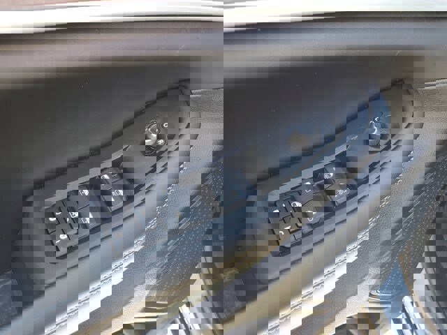 Certified 2024 Jeep Grand Cherokee Limited image 24