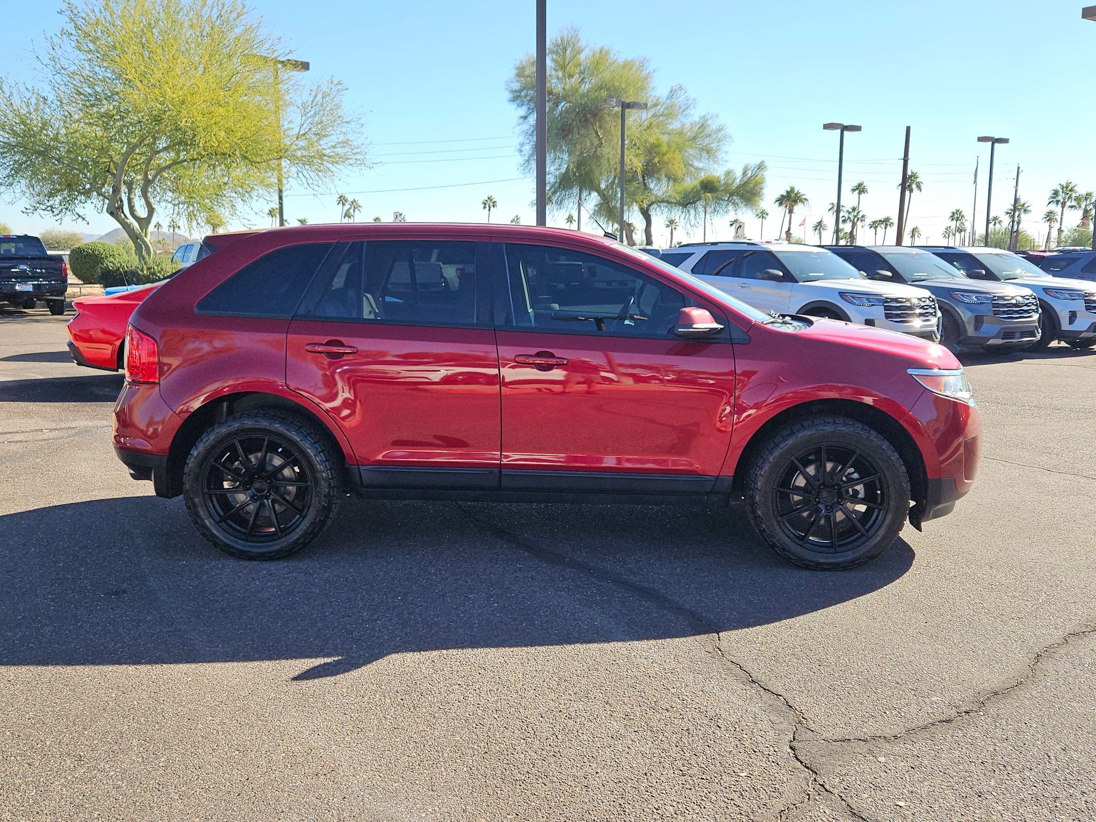 Used 2014 Ford Edge SEL w/ Equipment Group 205A image 4