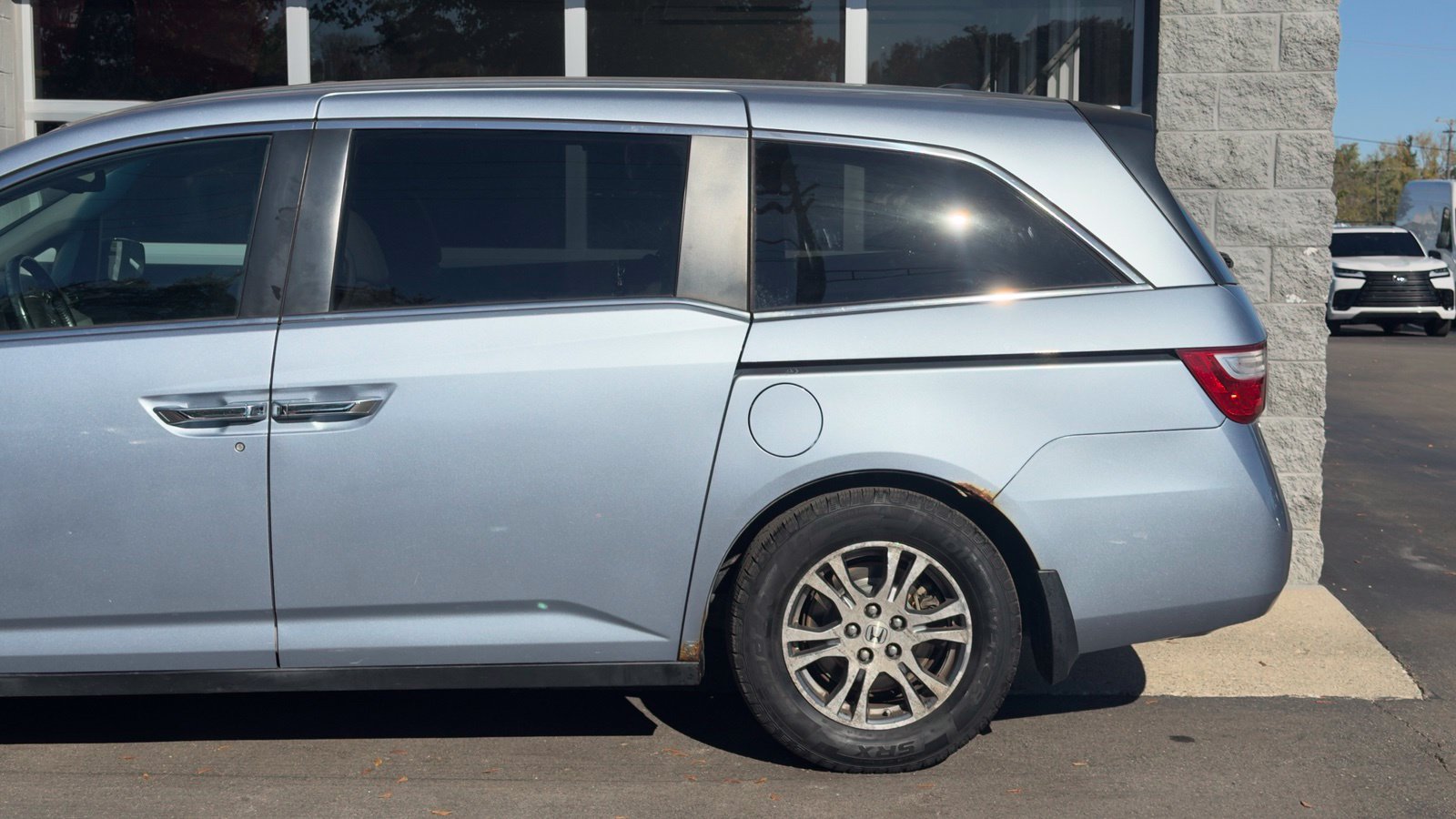 Used 2013 Honda Odyssey EX-L image 3