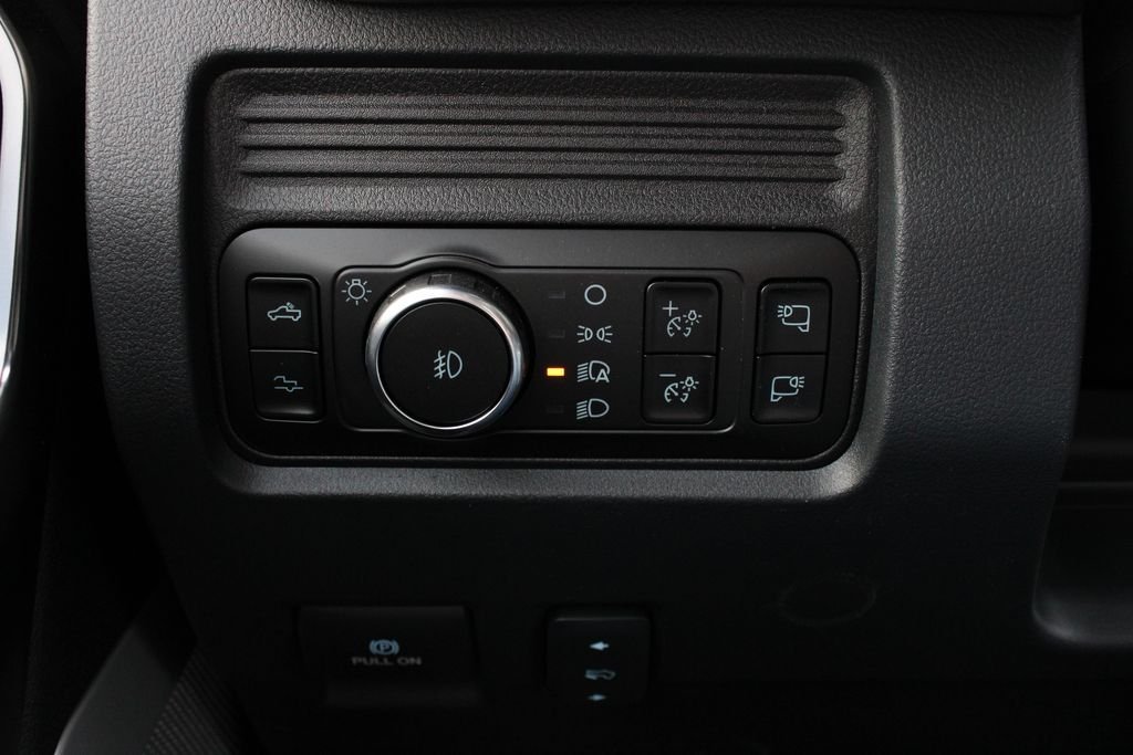 New 2026 Ford F350 Platinum AWD/4WD image 9