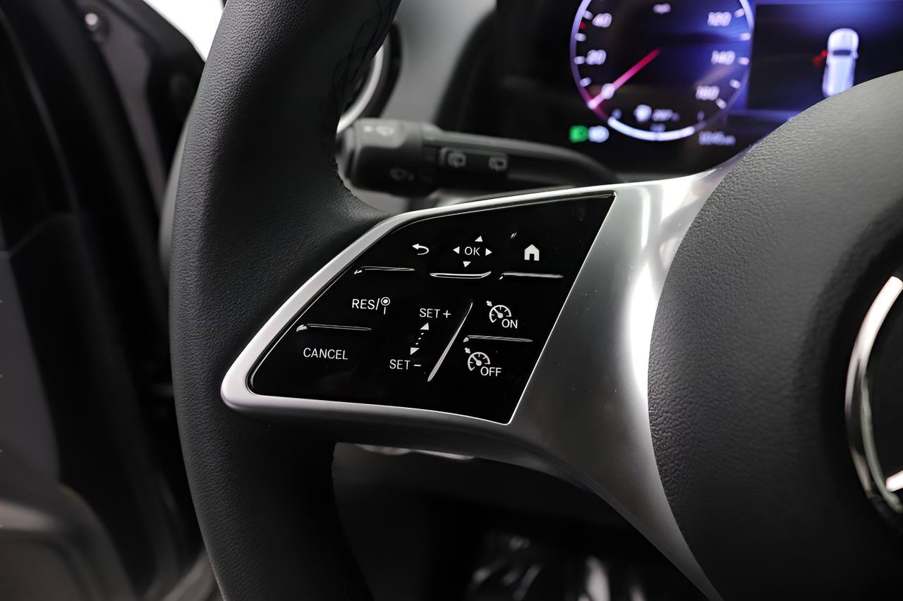 Certified 2026 Mercedes-Benz GLB 250 image 10