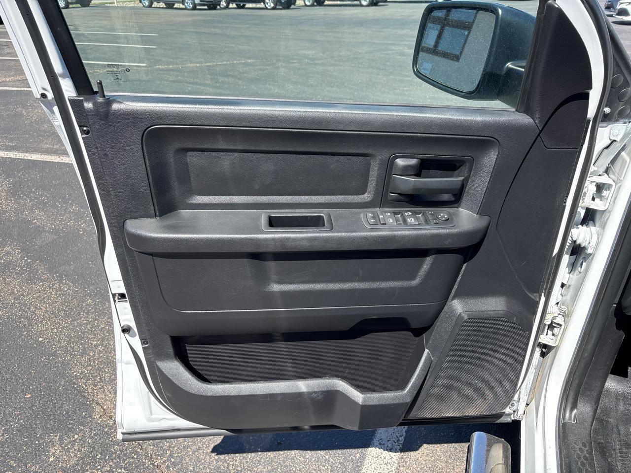 Used 2016 RAM 1500 Tradesman w/ Popular Equipment Group AWD/4WD image 9