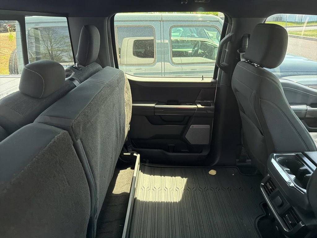 Used 2022 Ford F150 XLT w/ Equipment Group 302A High AWD/4WD image 7