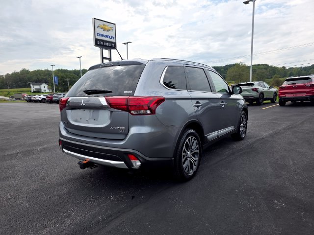 Used 2016 Mitsubishi Outlander GT AWD/4WD image 5