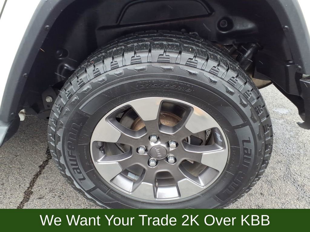 Used 2018 Jeep Wrangler Unlimited Sahara image 24