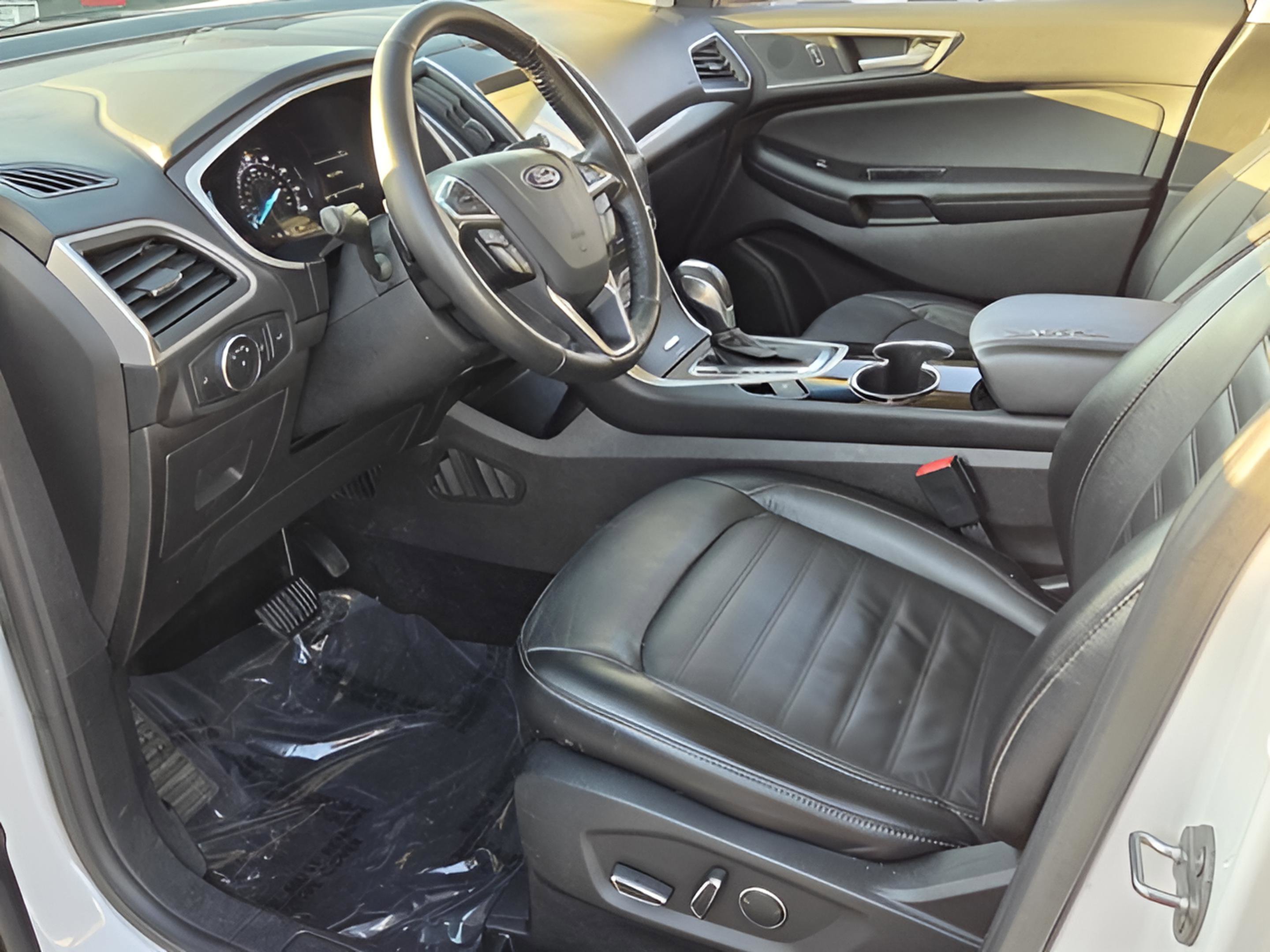 Used 2017 Ford Edge SEL w/ Equipment Group 201A image 13