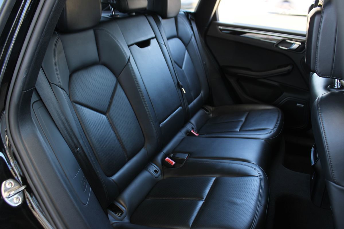 Used 2021 Porsche Macan AWD/4WD image 20
