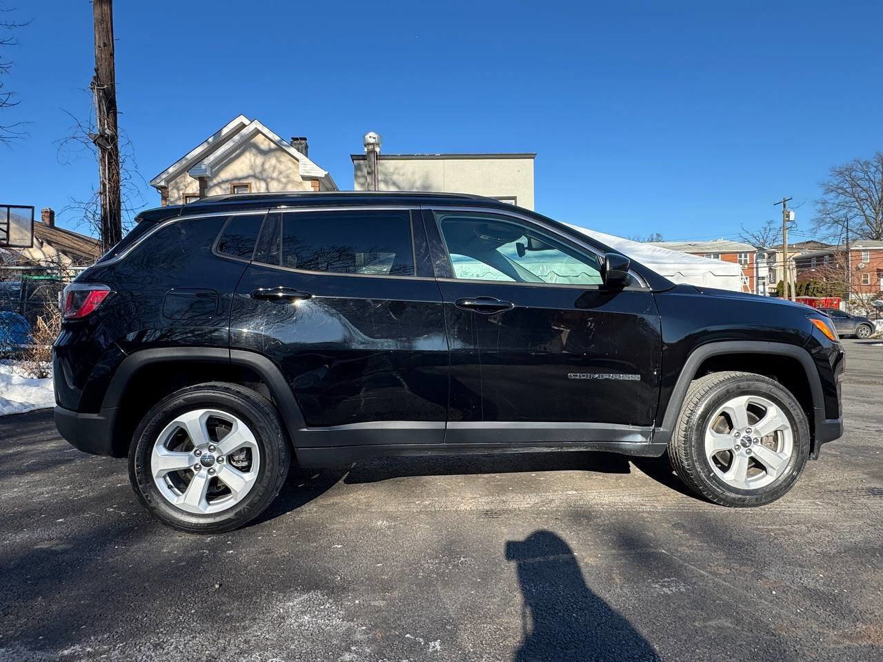 Used 2020 Jeep Compass Latitude image 4