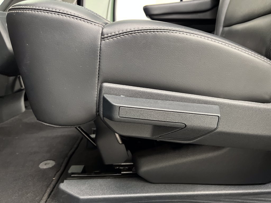 Used 2025 Ford Expedition Max Platinum AWD/4WD image 19