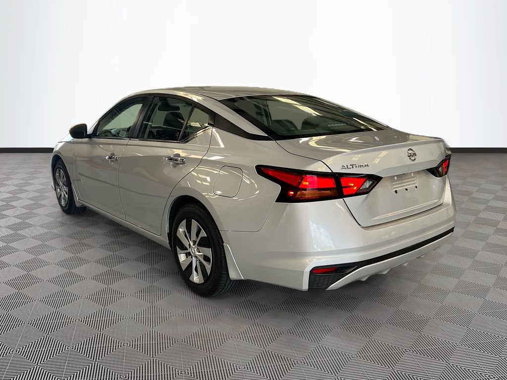 Used 2022 Nissan Altima 2.5 S FWD image 5