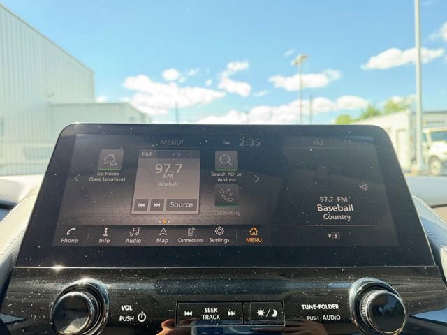 Used 2022 Nissan Armada SL w/ Captain's Chairs Package AWD/4WD image 20