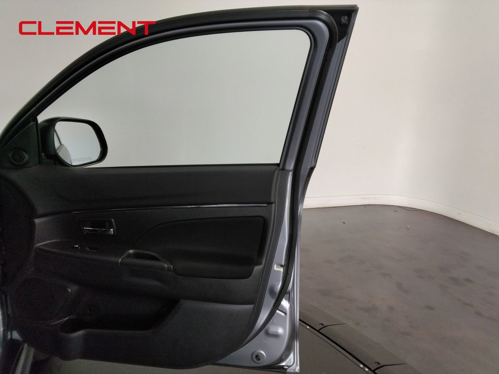 Used 2024 Mitsubishi Outlander Sport ES image 33