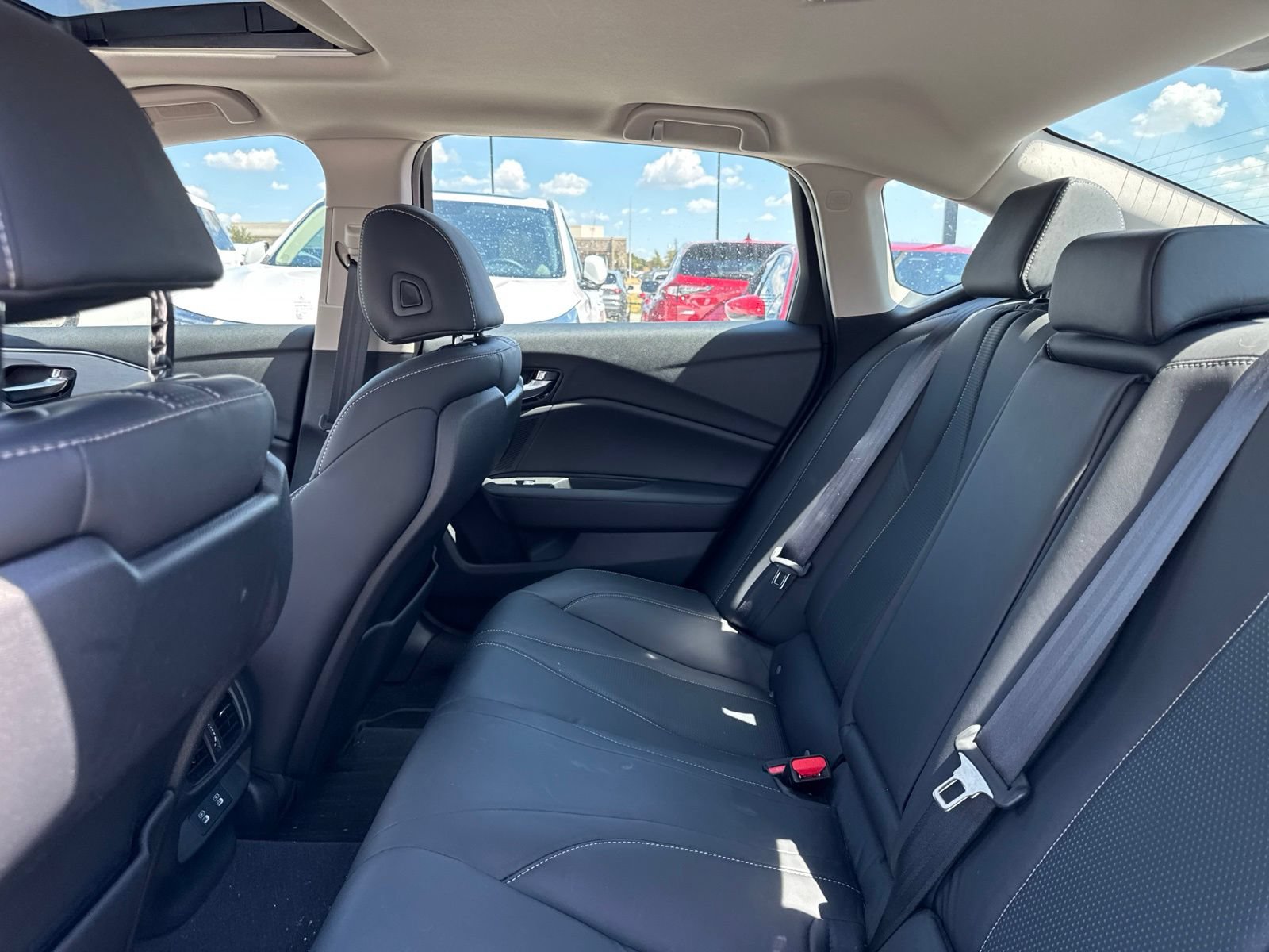 Used 2024 Acura TLX w/ Technology Package FWD image 10