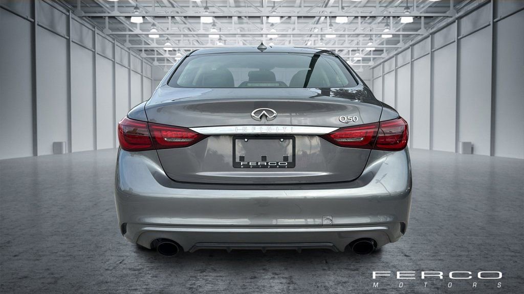Used 2018 INFINITI Q50 Luxe RWD image 4