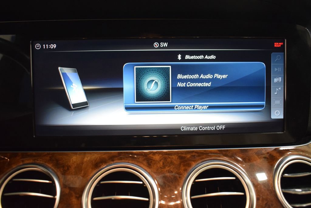Used 2018 Mercedes-Benz E 300 w/ Premium 1 Package image 26