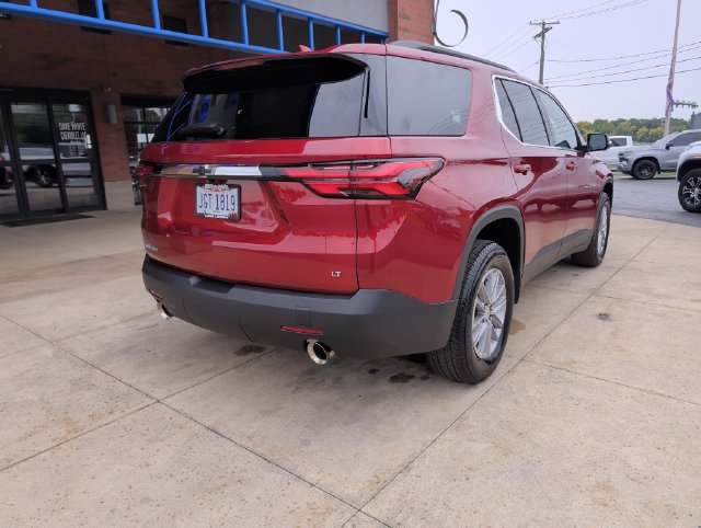 Used 2023 Chevrolet Traverse LT FWD image 8