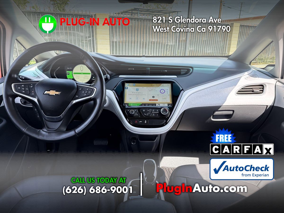 Used 2019 Chevrolet Bolt Premier w/ Infotainment Package FWD image 14
