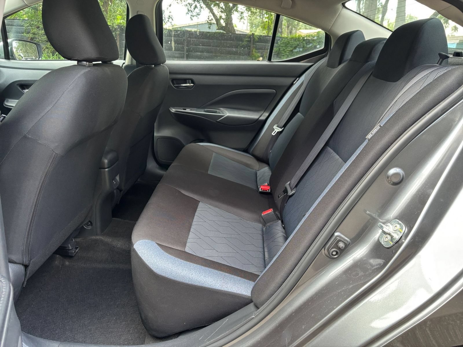 Used 2025 Nissan Versa SV FWD image 22