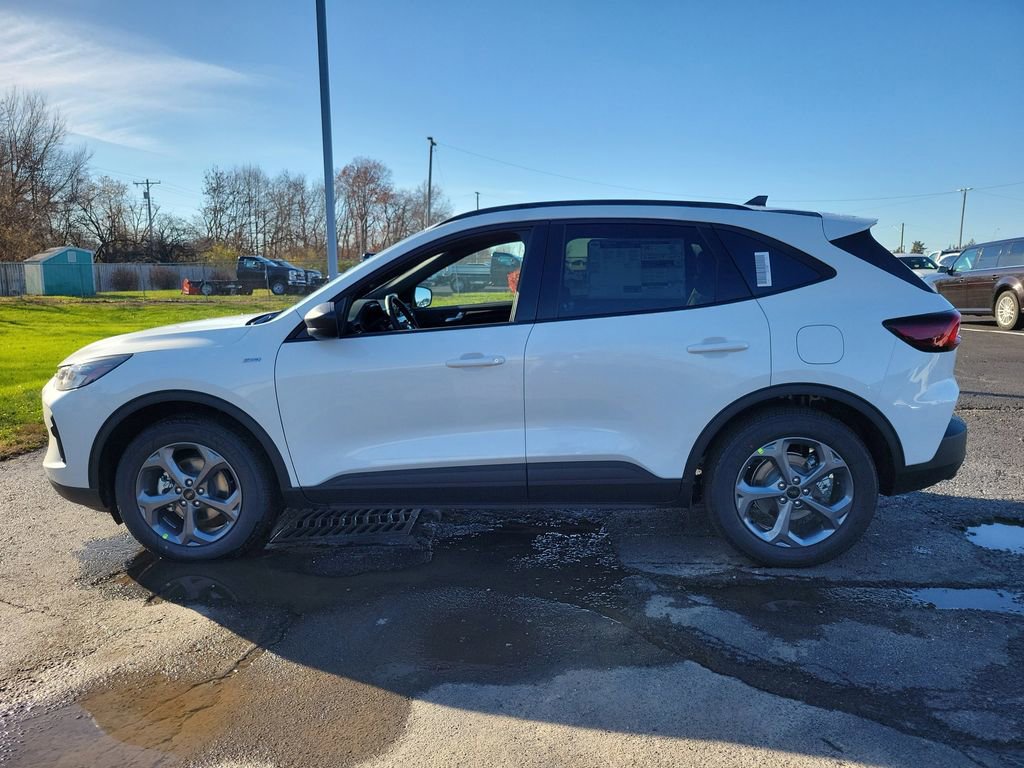 New 2026 Ford Escape ST-Line w/ Cold Weather Package image 7