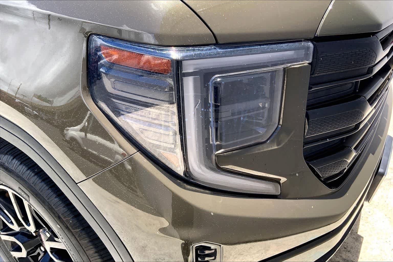 Used 2023 GMC Sierra 1500 Elevation RWD image 32