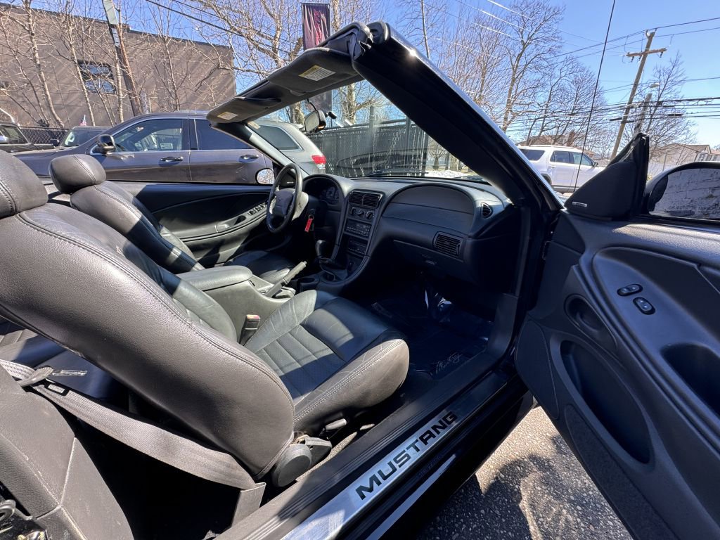 Used 2000 Ford Mustang GT RWD image 16