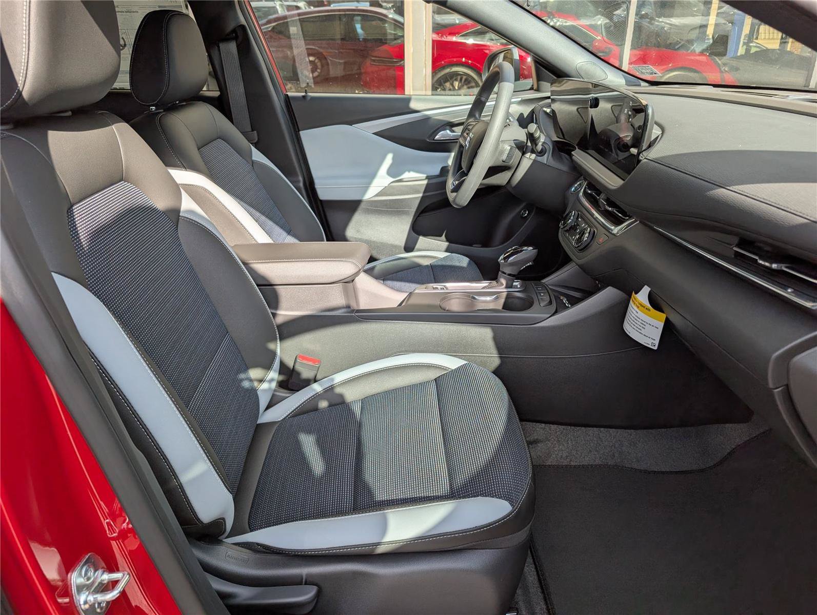 New 2026 Buick Envista Sport Touring w/ Convenience II Package FWD image 7