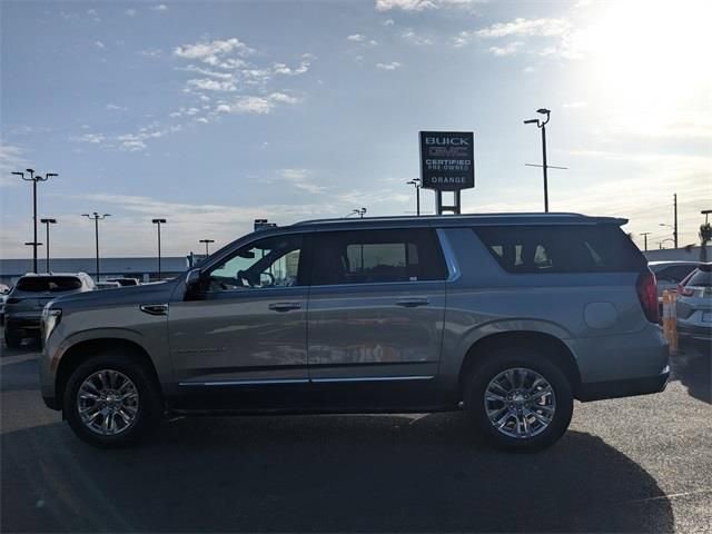 New 2026 GMC Yukon XL Denali image 7