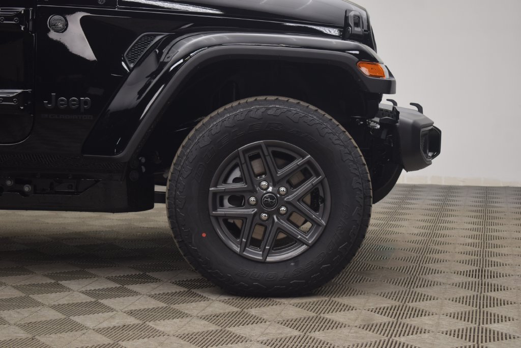 New 2026 Jeep Gladiator Sport AWD/4WD image 6
