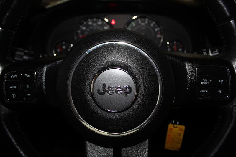 Used 2013 Jeep Wrangler Unlimited Sport w/ Connectivity Group AWD/4WD image 16