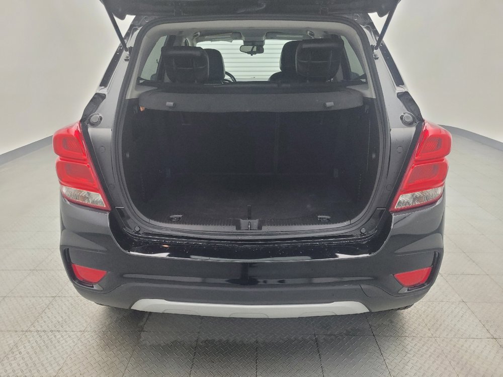 Used 2021 Chevrolet Trax LT w/ LT Convenience Package image 29