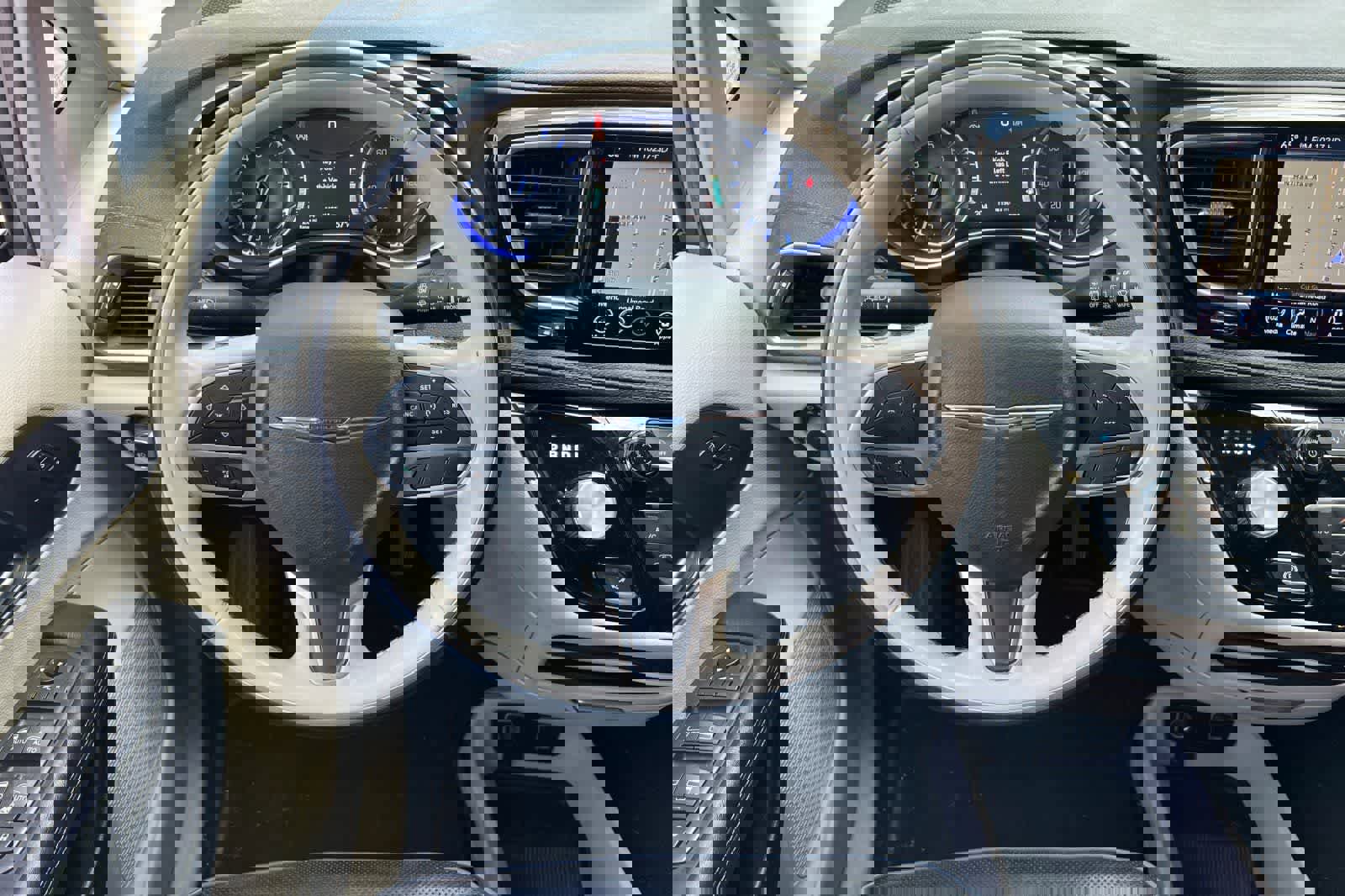 Used 2020 Chrysler Pacifica Limited FWD image 16