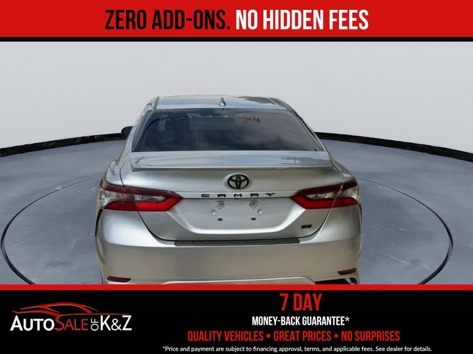 Used 2021 Toyota Camry SE FWD image 4