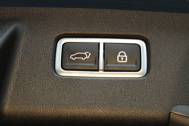 Used 2022 Kia Sorento SX image 18