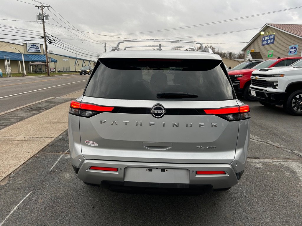 Used 2022 Nissan Pathfinder SL image 6