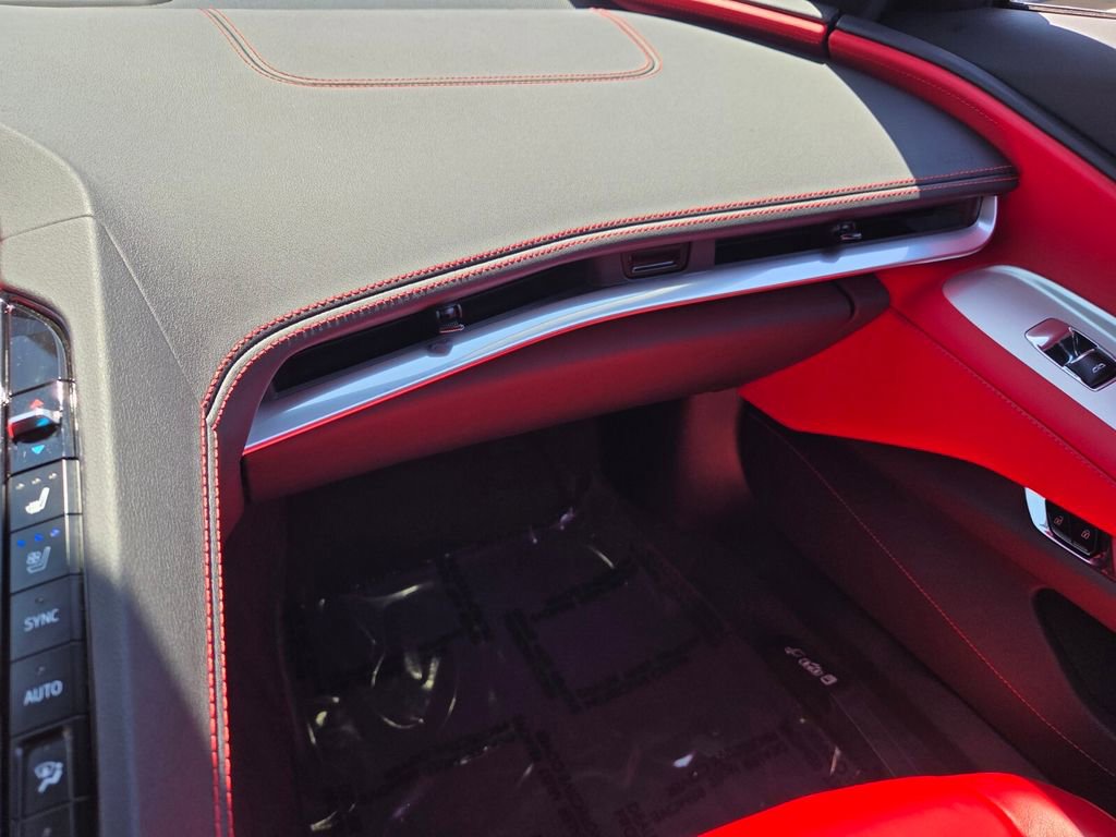 Certified 2022 Chevrolet Corvette Stingray Preferred Conv w/ Z51 Performance Package RWD image 28