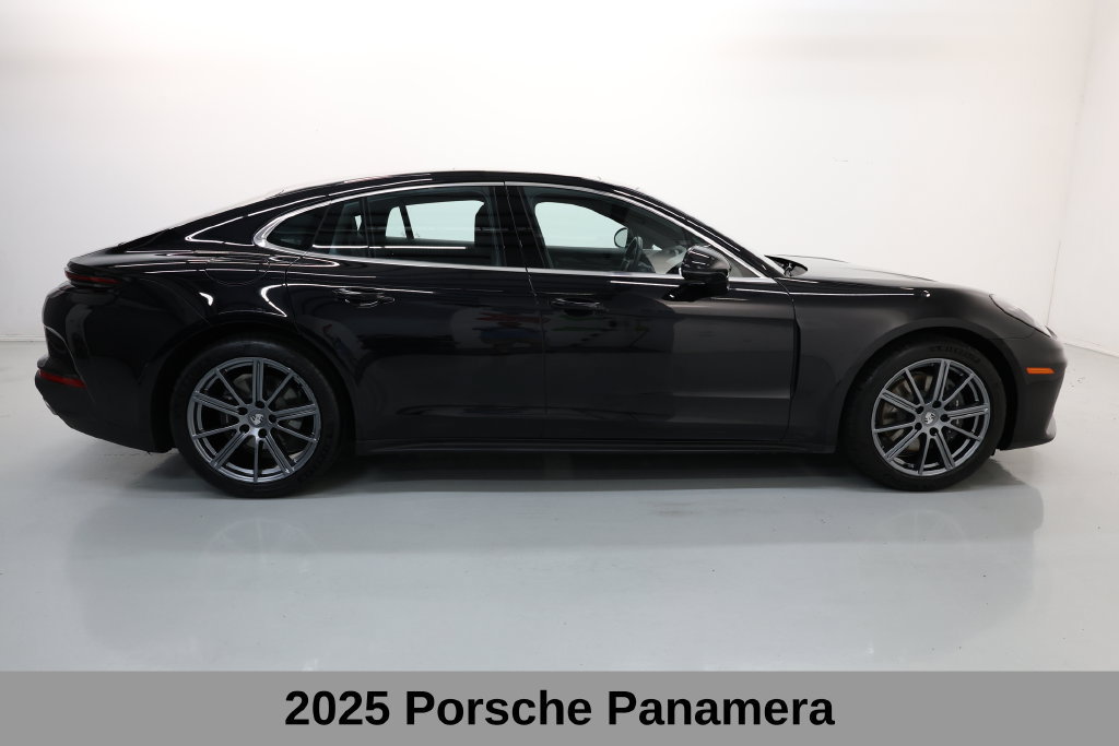 Used 2025 Porsche Panamera image 11