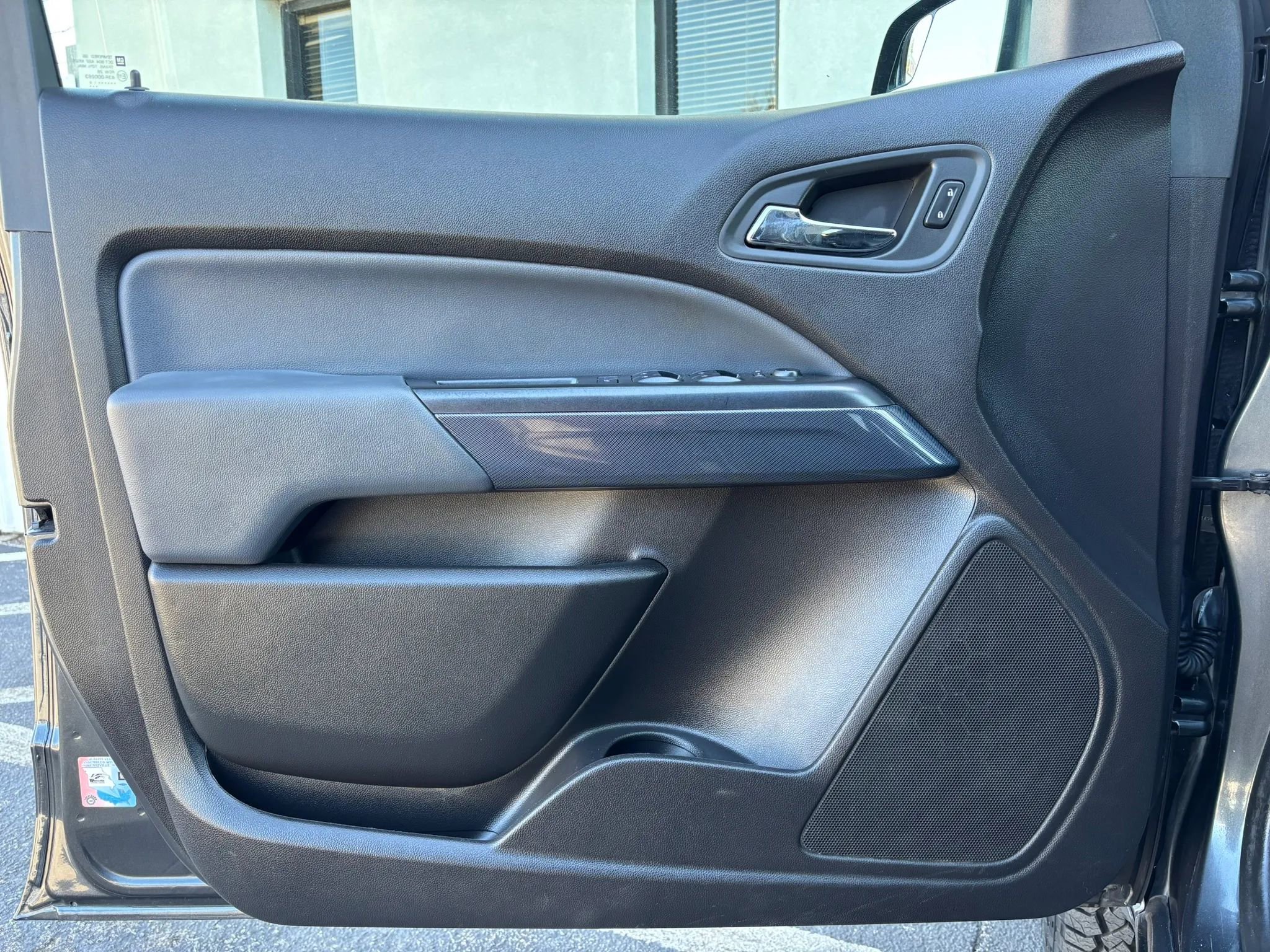 Used 2016 Chevrolet Colorado Z71 image 35
