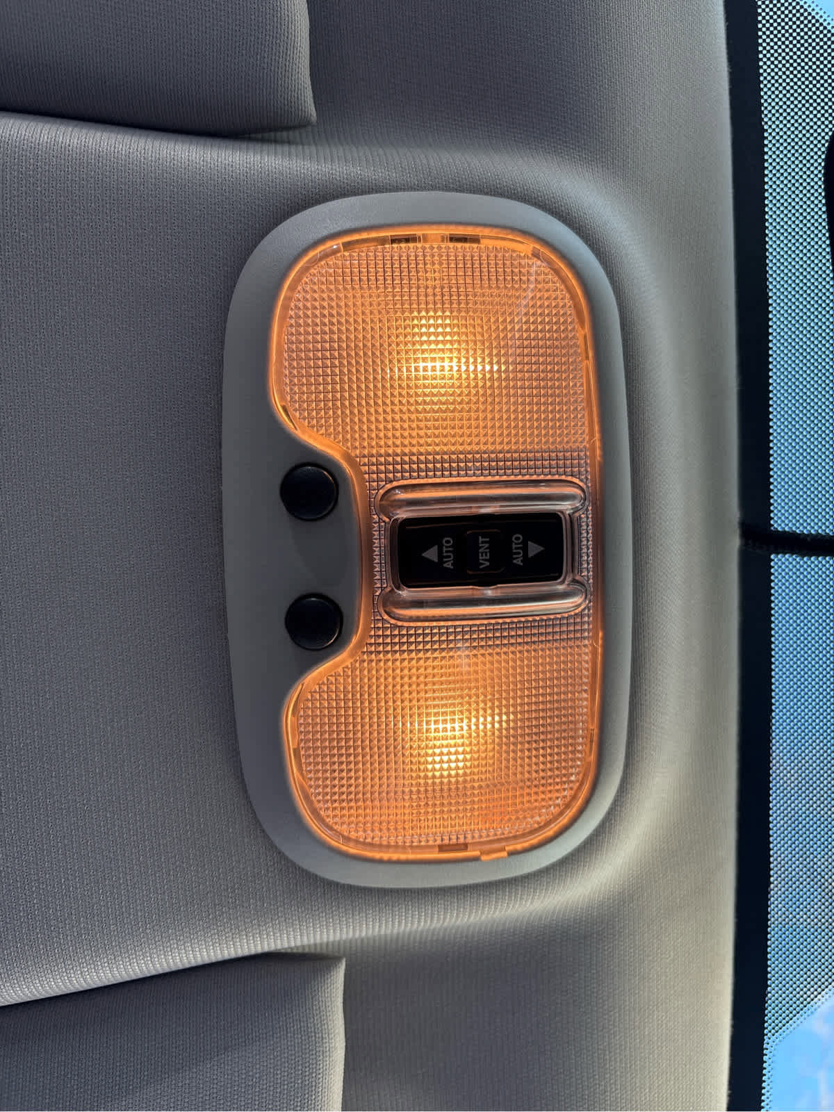 Used 2015 Jeep Compass High Altitude image 17