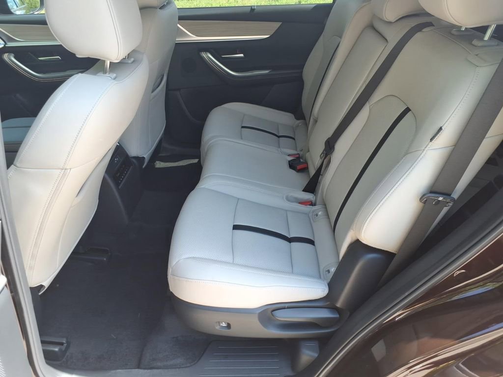 Used 2025 MAZDA CX-90 3.3 Turbo w/ Premium Sport Pkg image 21