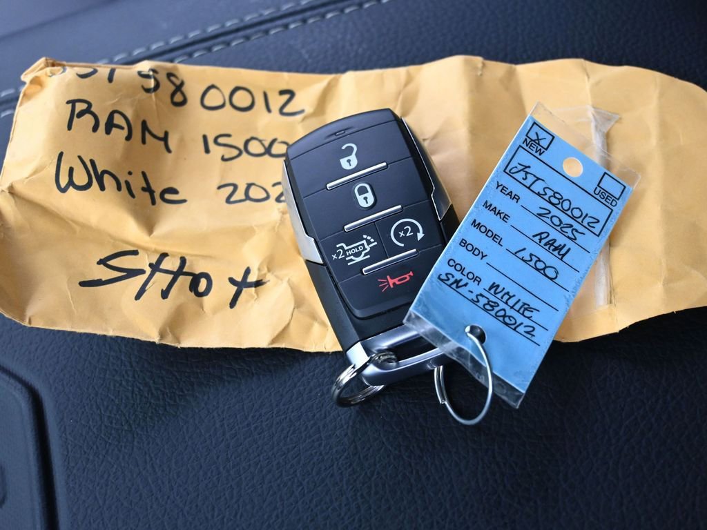 Used 2025 RAM 1500 Laramie image 13